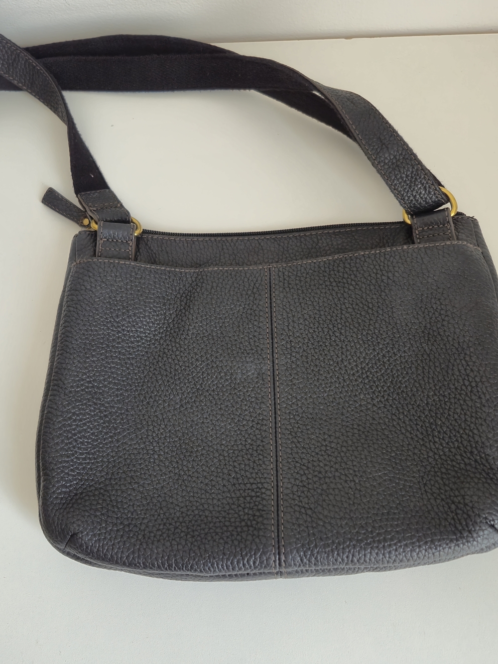 Minimalist Fossil Black Pebbled Leather Crossbody Bag - Picture 2 of 11